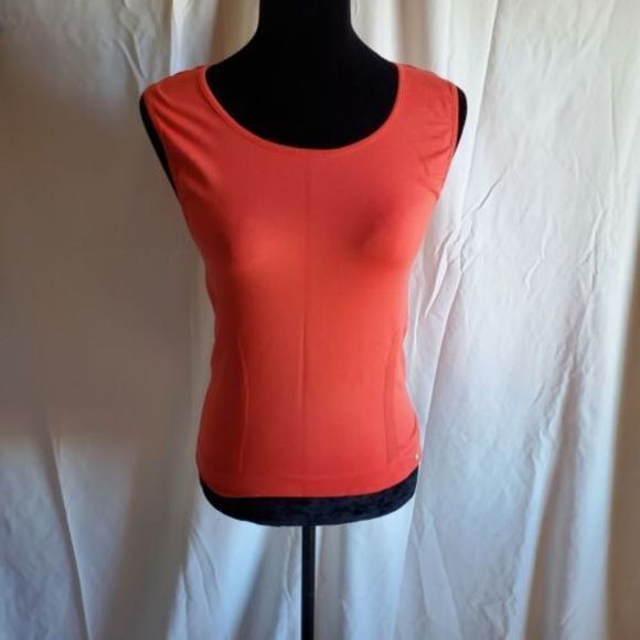 NIKE Seamless Stretch Dri Fit Coral Tank Top SZ Medium - Picture 1 of 9